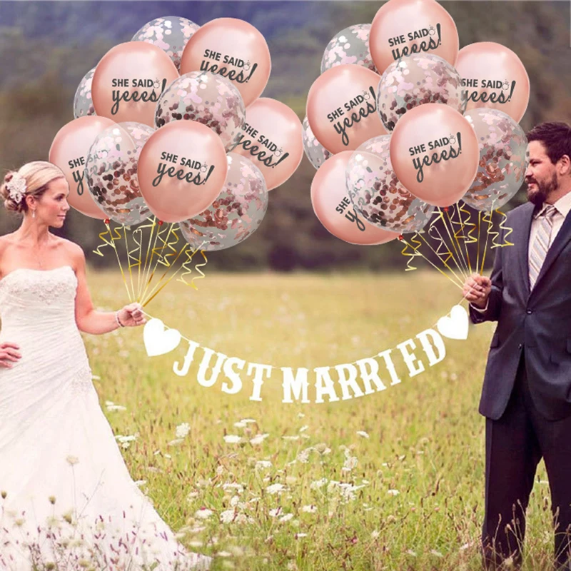 Только что заженный белый баннер гирлянда в рустикальном стиле свадебное