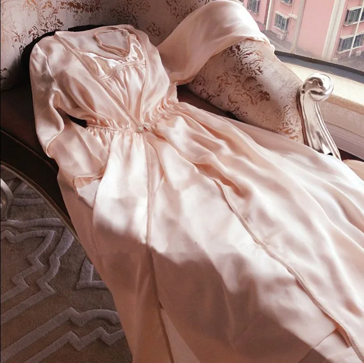 

2019 Spring Autumn Silk Pajamas Women's Sexy Suspender Dress + Bathrobe Two Piece Long Robe Princess Sleepwear Satin Nightwear