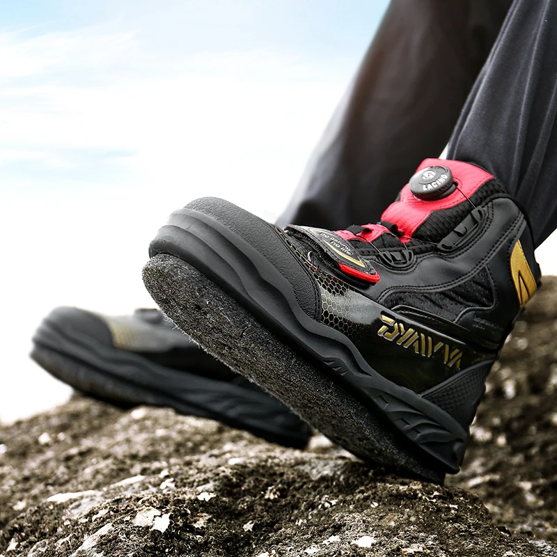 Ceny DAIWA nowy rodzaj buty rybackie w 2019 męskie buty wodoodporne antypoślizgowe buty do wspinaczki rafowej przepuszczalne dla powietrza i utrzymujące ciepło