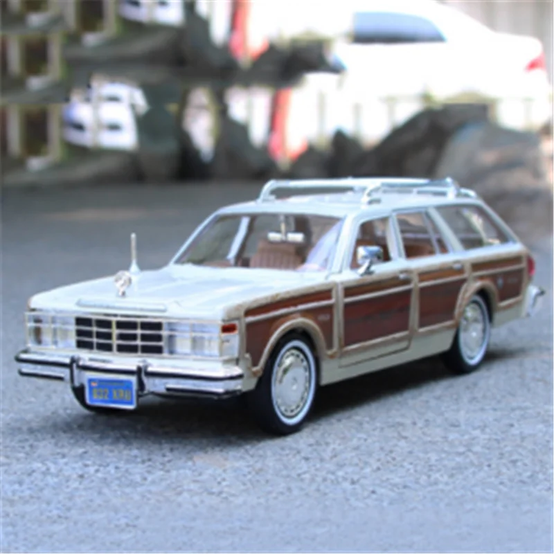 Коллекция 1:24, масштаб 21 см, 1979, модель автомобиля, литая под давлением, классический дисплей для автомобиля