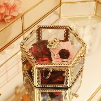 

Golden Crown Glass Jewelry Storage Box Ring Earring Case Wedding Gift Box Necklace Pendant Display Jewelry Showcase Decoration
