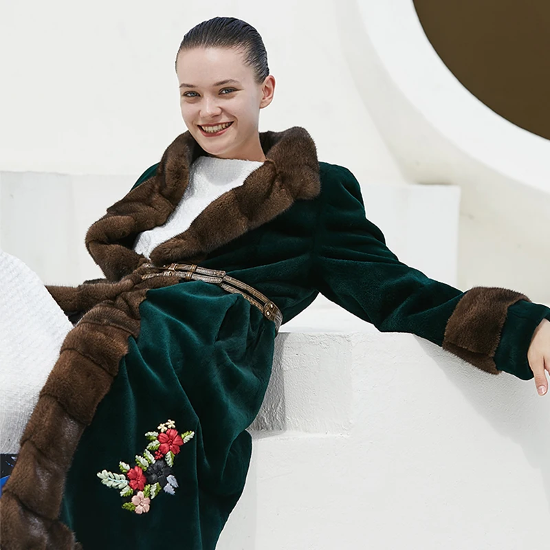 Ftangaiur Winter Import Velvet Mink Coat For Female Embroidery Slim Natural Fur Coat Women's X-Long Real Mink Fur Coats