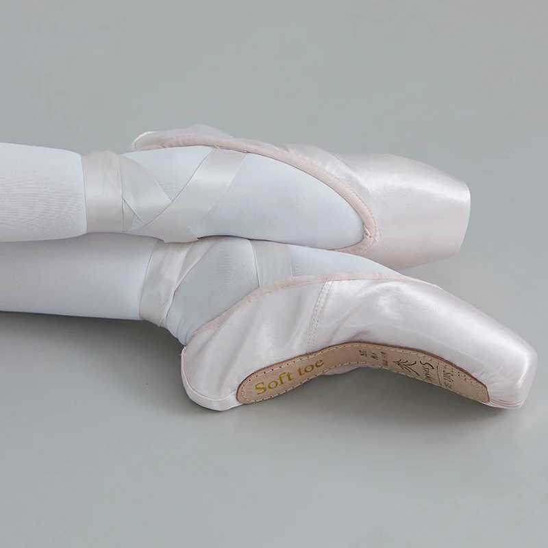 Professional Ballet Pointe Shoes Girls Ladies Ribbon Ballet Shoes