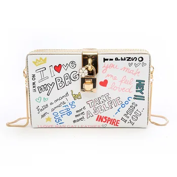 

2020 New Designer Lady Letter Graffiti Shoulder Bag Luxury Women Flap Metal Chain Crossbody Messenger Bags