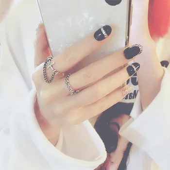 

24pcs/box Girls Black Fake Nails press on Ins Style Shiny Paillette Decoration Round Head Short size False Nail for girls
