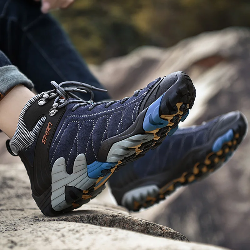 Winter plus velvet cotton shoes men's sneakers High heal men's shoes snow boots Outdoor casual Warm shoes Winter Lace up boot