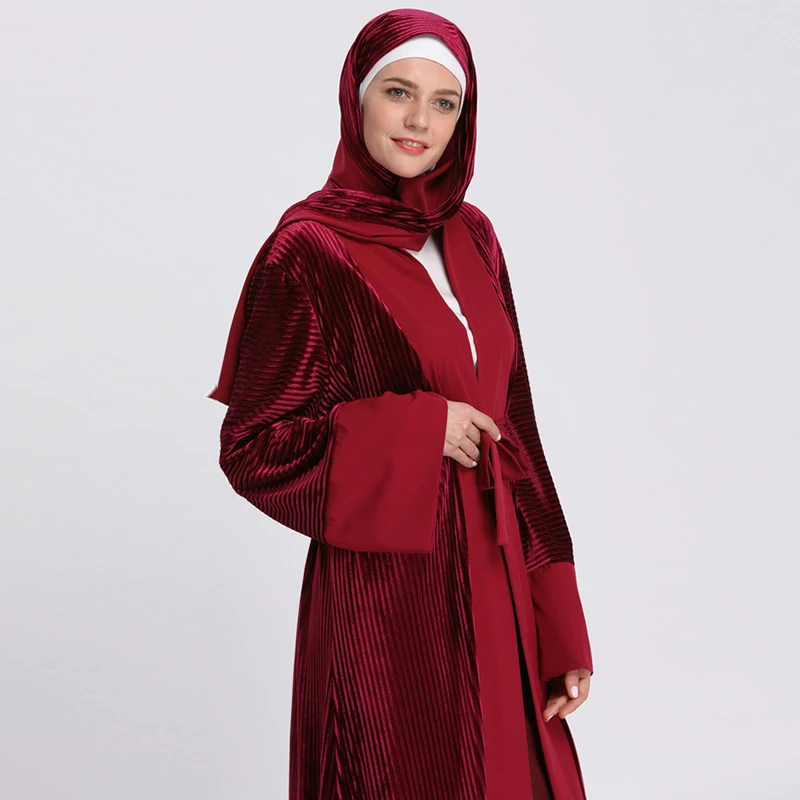 9897734867_1705462258