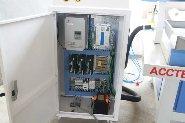 Jinan AccTek с CE FAD Сертификация мини ЧПУ гравировальный станок AKM6060 для металла