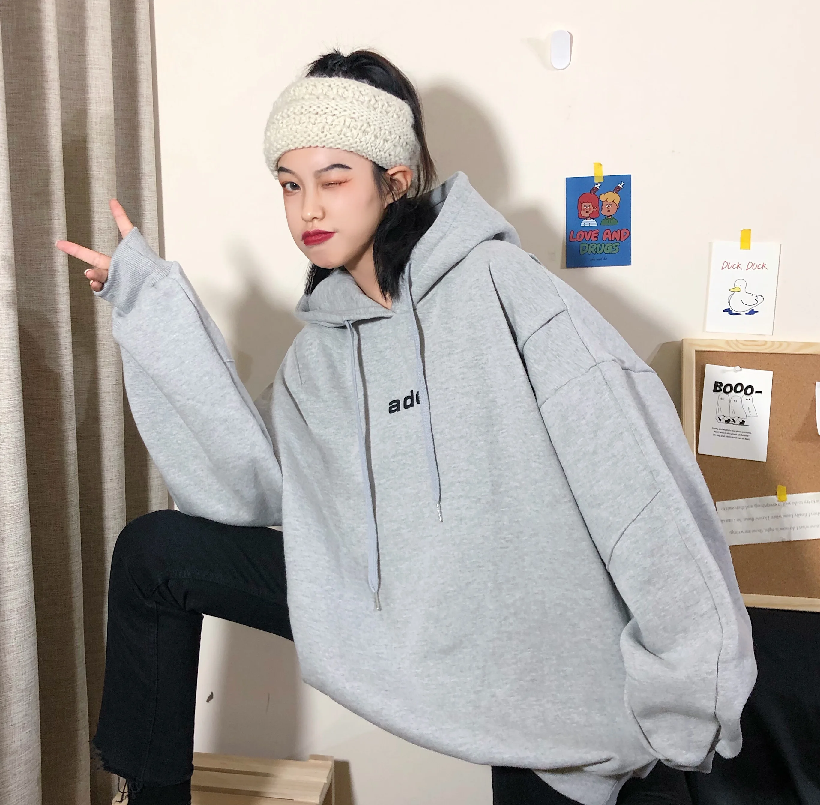 Толстовки женские зимние утепленные негабаритные корейские новые Boyfriend шикарные унисекс повседневные с капюшоном женские пуловеры уличная мода буквы