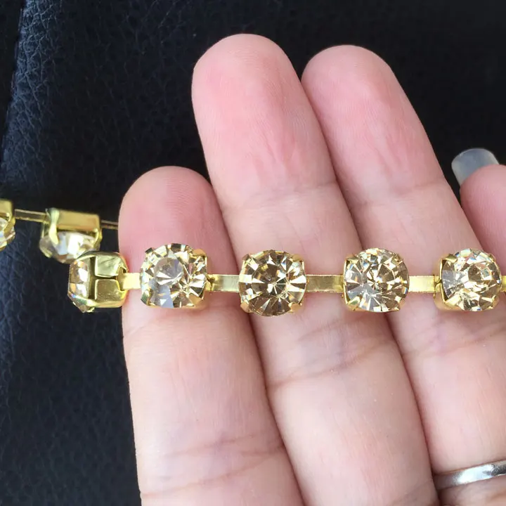 ltcoloradotopaz Стразы на цепочке, 1 ярд, ss38, кристаллы, цветные стразы, золото, матель, квадратная чашка, используется для ювелирных изделий, одежды, сумок - Цвет: ltcoloradotopaz