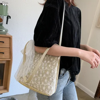 

Women Lace Woven Shoulder Bag Summer Beach Casual Totes Purse Women Weave Handbags Female Classic Elegant Shoulder Handbags