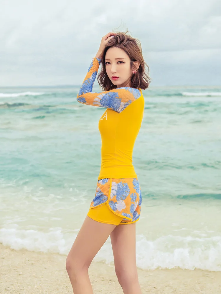 

Xin li ya Two-piece Swimsuits 2010