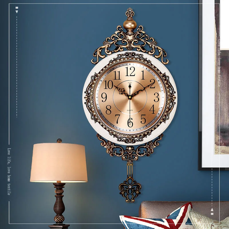 Crown Pattern Swing Mute Quartz Wall Clock