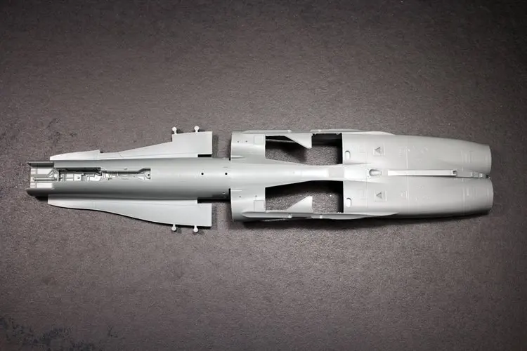 KINETIC K48031 1/4" U.S. Navy" F/A-18C-Scale модельный комплект