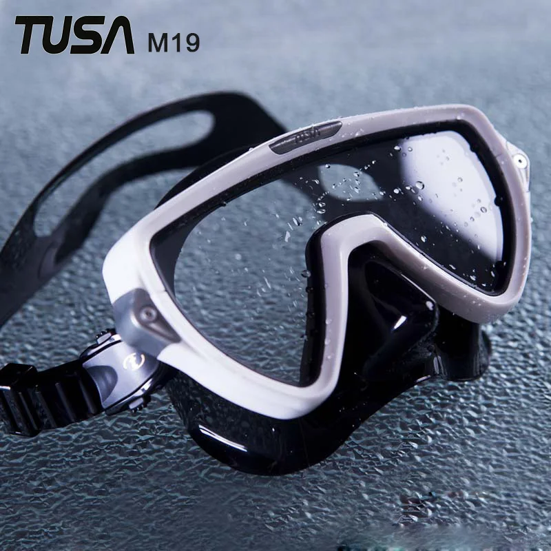 

TUSA M-19 Diving Mask Single Lens for Scuba Dive Freediving Snorkeling Goggles for Men Women Black & White Panda Dive Mask
