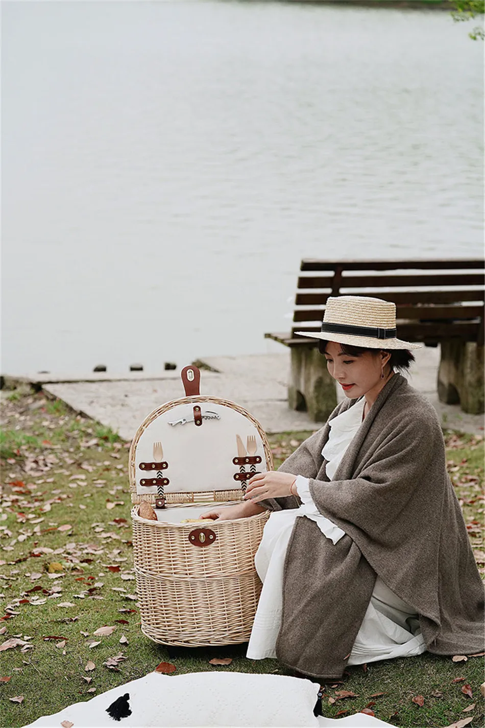 Rattan Trolley Picnic Basket Natural Wicker Weaving Lunch Baskets Wheels Family Outing Trip Picnic Bento Storage High Capacity