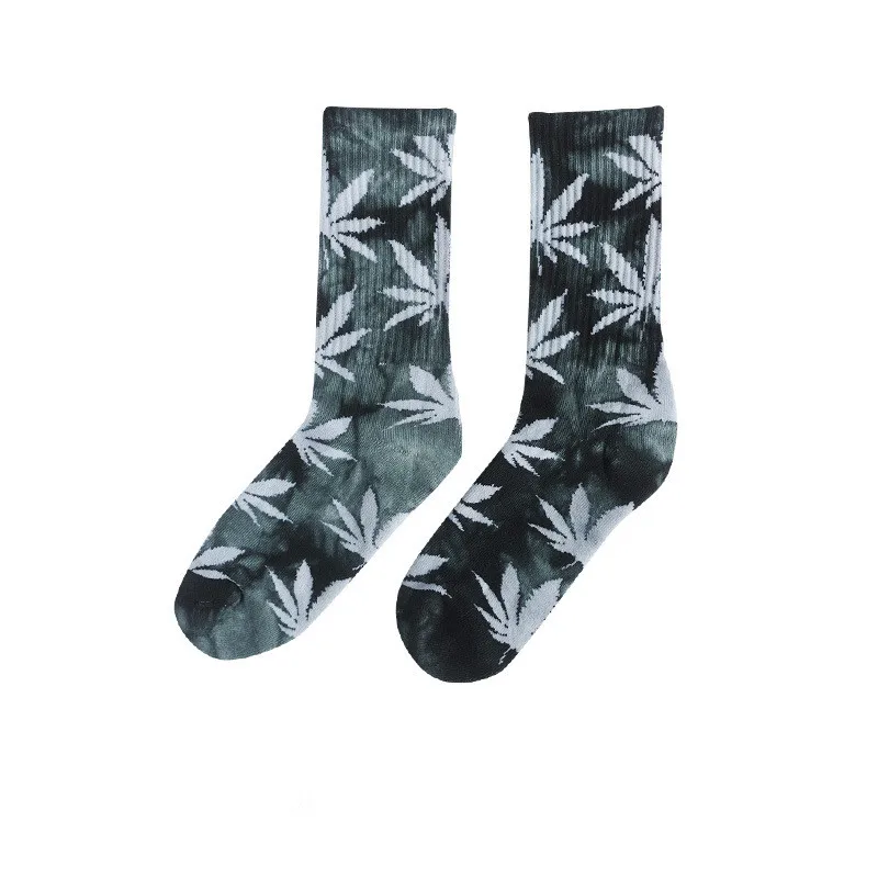 Модные удобные хлопковые носки высокого качества с листьями кленовых листьев; повседневные длинные носки из конопли; зимние теплые носки для мужчин - Цвет: C