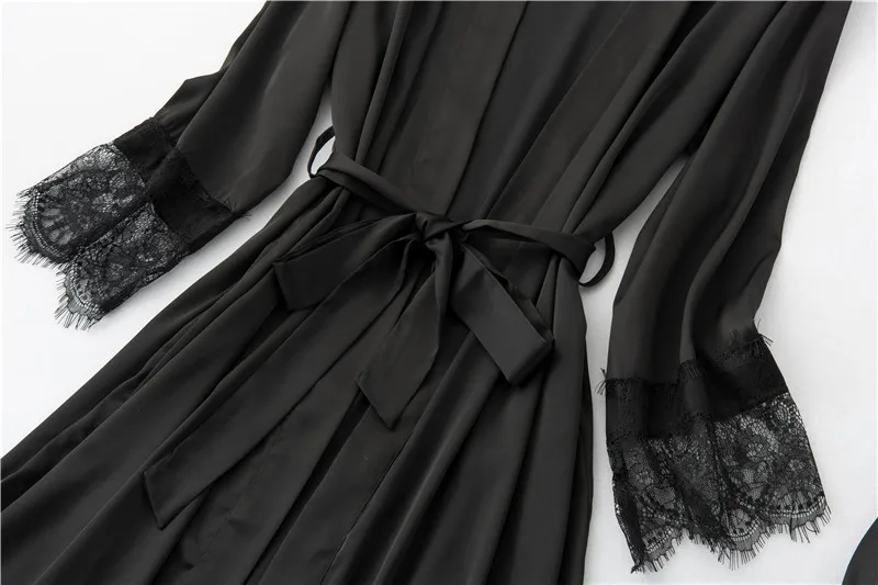 13161374532_1061836450