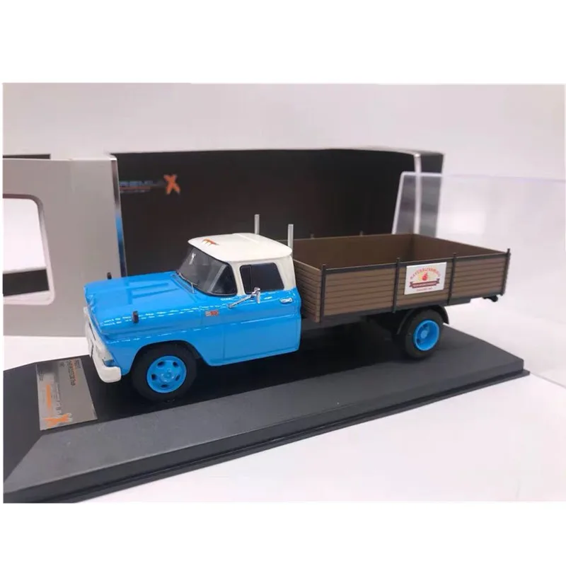 

IXO PREMIUM X 1:43 chevrolet C30 Turck Metal Automobile Model Collection