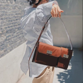 

Small Design Women Baguette Bag 2020 Summer New Double Pocket Vintage Patent Leather Portable One Shoulder Underarm Bag B870