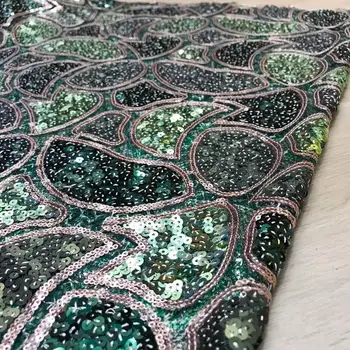 

2019 Latest French Nigerian Laces Fabrics High Quality Green Gold Sequins Tulle African Laces Fabric Wedding French Tulle Lace