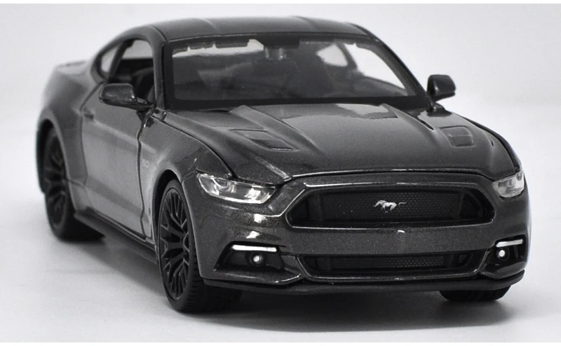 Maisto 1/24 1:24 2011 Ford Mustang GT Harley Edition спортивный гоночный автомобиль Транспортное средство литье под давлением дисплей Модель игрушки для детей мальчиков и девочек - Цвет: 2015 GT Gray