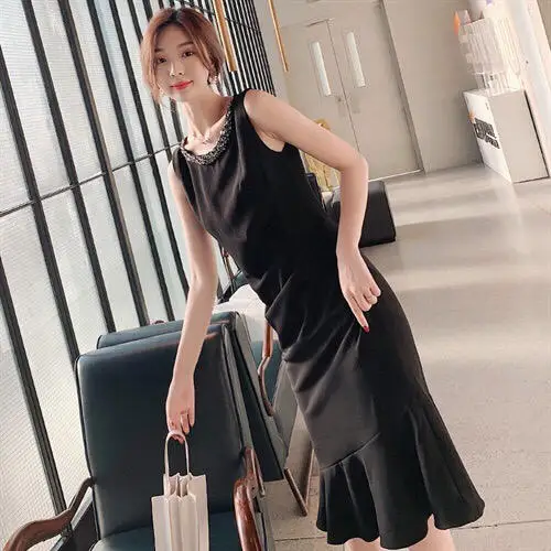 In the summer of the new nail bead design sleeveless waist fishtail dress