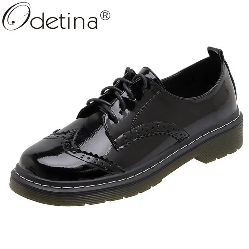 

Odetina Women Cross-tied Round Toe Retro Sewing Brogue Shoes Lady Patent Leather Block Low Heel Lace Up Platform Wingtip Oxfords