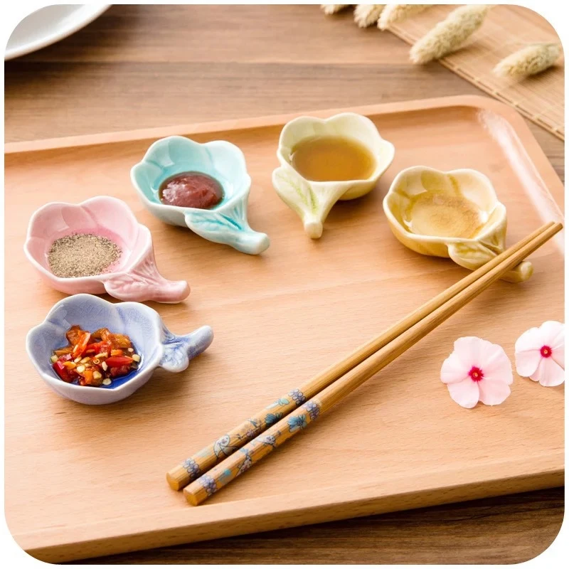 Household Japanese-style Ceramic Small Dish Plum Flower Leaf Chopsticks Sauce Vinegar Dishes Creative Tableware Seasoning | Дом и сад