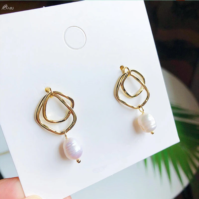 

AOMU Korean Fashion Simple Geometric Irregular Square Earring Natural Freshwater Pearl Drop Earrings for Women 2019 Jewelry Set