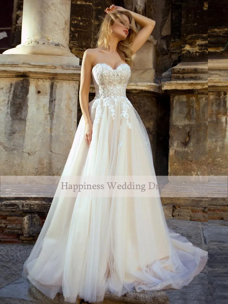 Booma-Beach-Wedding-Dresses-Champagne-Simple-Lace-Appliques-Strapless-Floor-Length-Lace-up-Bridal-Gowns-A (1)