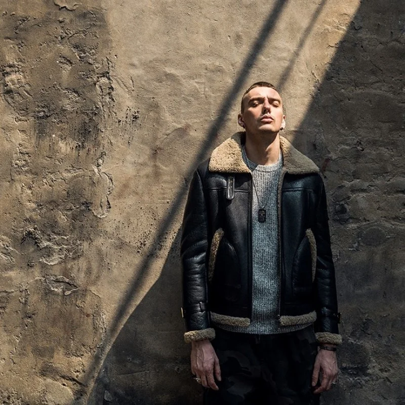 Рисунок 2 - Куртка-бомбер мужская из натуральной кожи