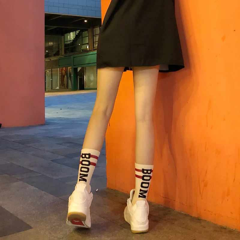 

New Winter Popular Logo Street Letters Double Stripe Men's SOCK Europe and America Skateboard Women In the Stockings