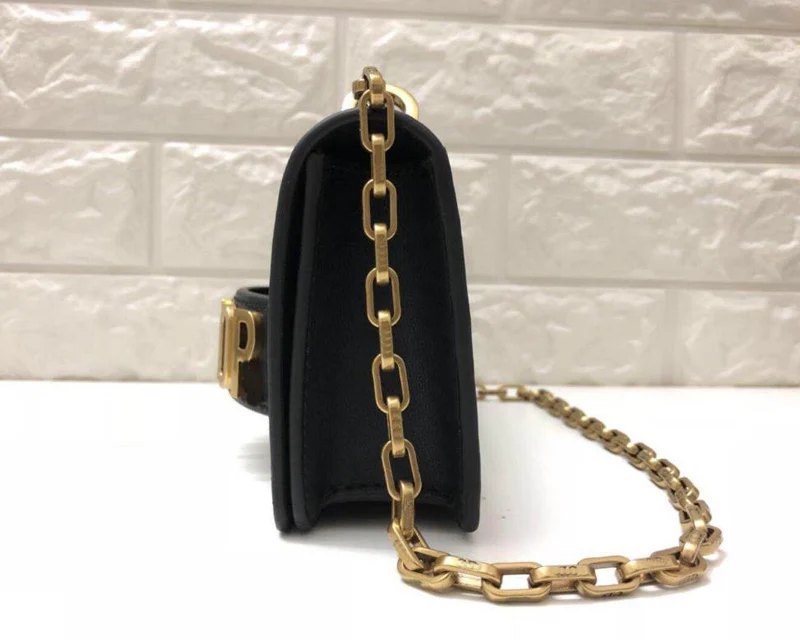 

NEW Genuine Leather Female Cow Skin Handbags High Quality Chain Single Shoulder Slanting Clutch Simple Mini Luxury Women Bag