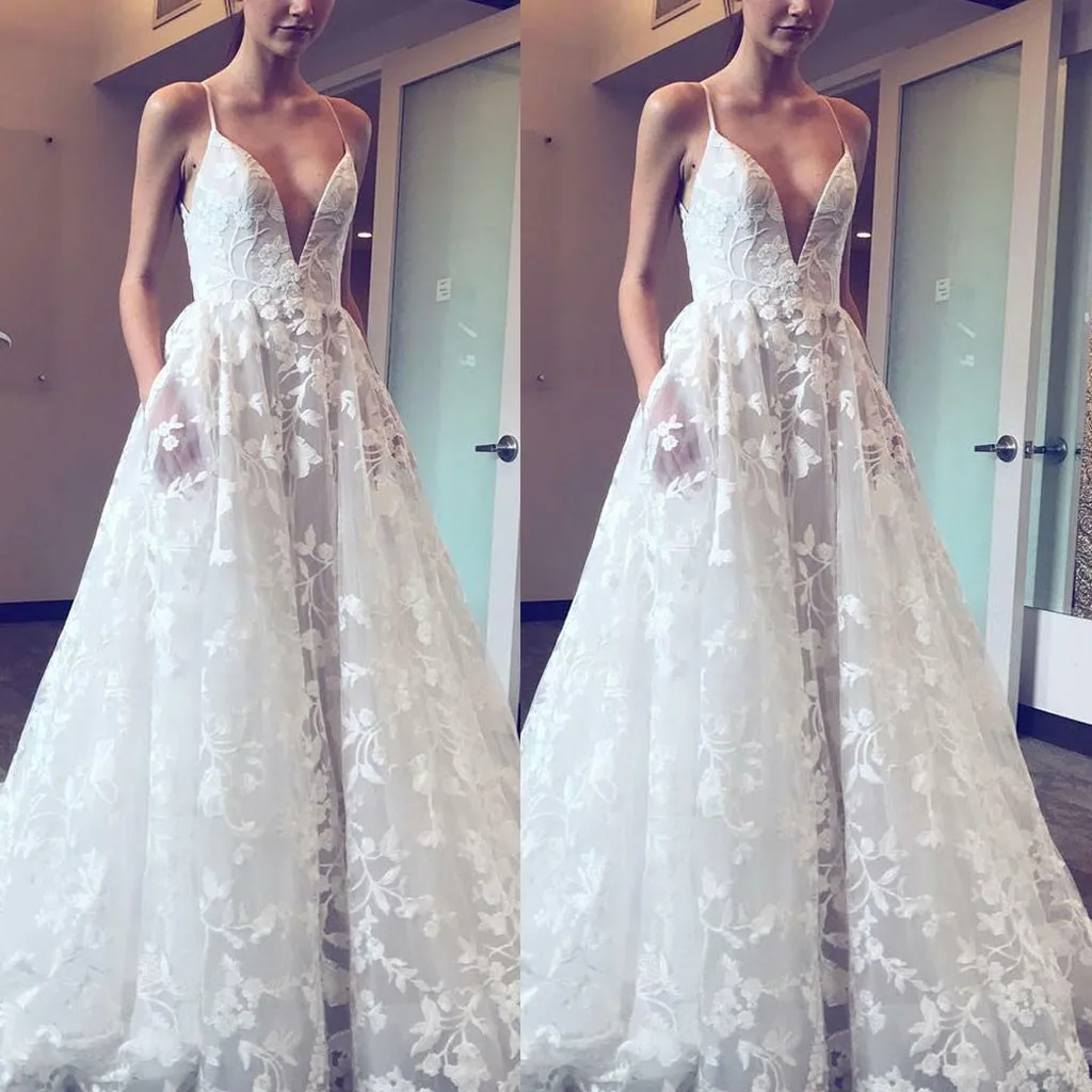 

Women's V-Neck Sleeveless Strap Lace Sexy Party Dress Long Swing woman's clothing 2019 Vestidos Female Plus Size W820