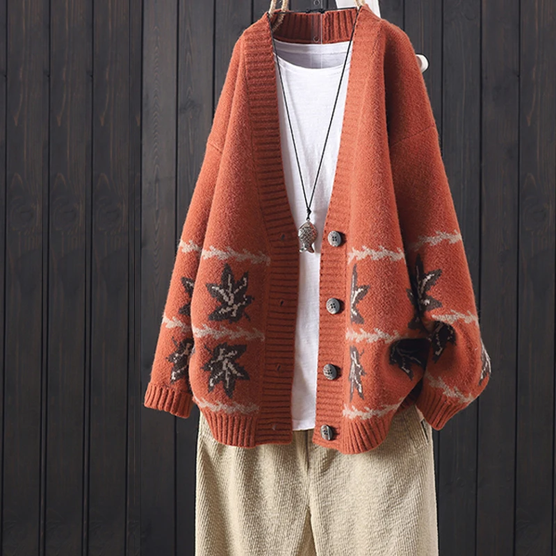 

Женский трикотажный кардиган с V-образным вырезом