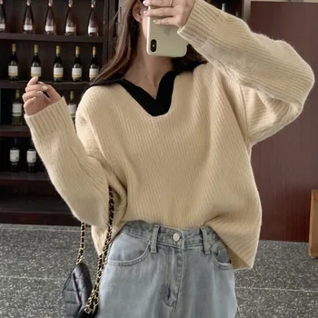 

Autumn 2020 New Small Fashion Temperament Versatile Color Contrast Design Sense T-shirt Loose Outer Sweater Woman