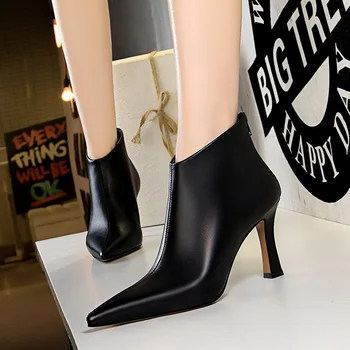 

6889-1 Wind Woman Boots Concise Coarse With High With Sexy Skinny Sharp Nightclub Short Boots