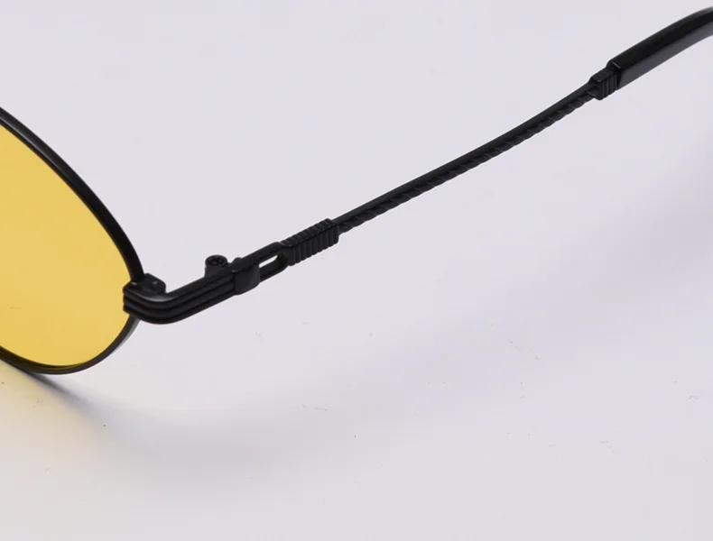 22780010646_1344152070