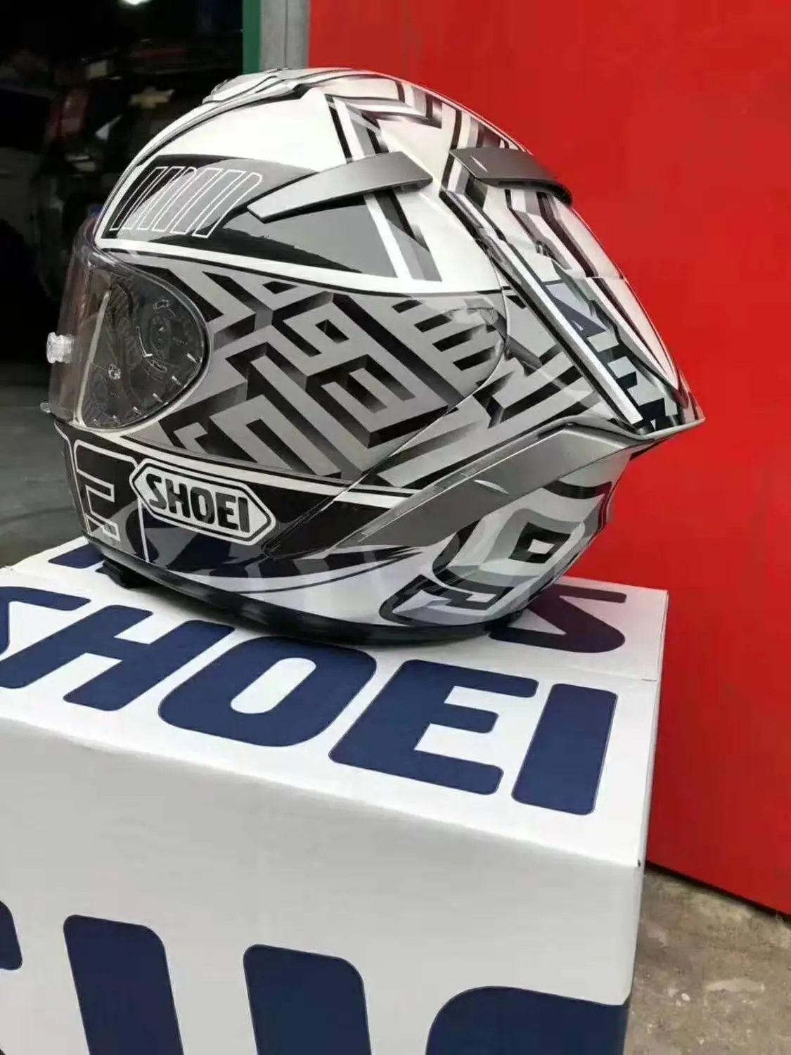 

2019 new shoe I X14 RED BLACK WHITE Ant 93 motorcycle safe hat helmet full face road racing helmet free ship