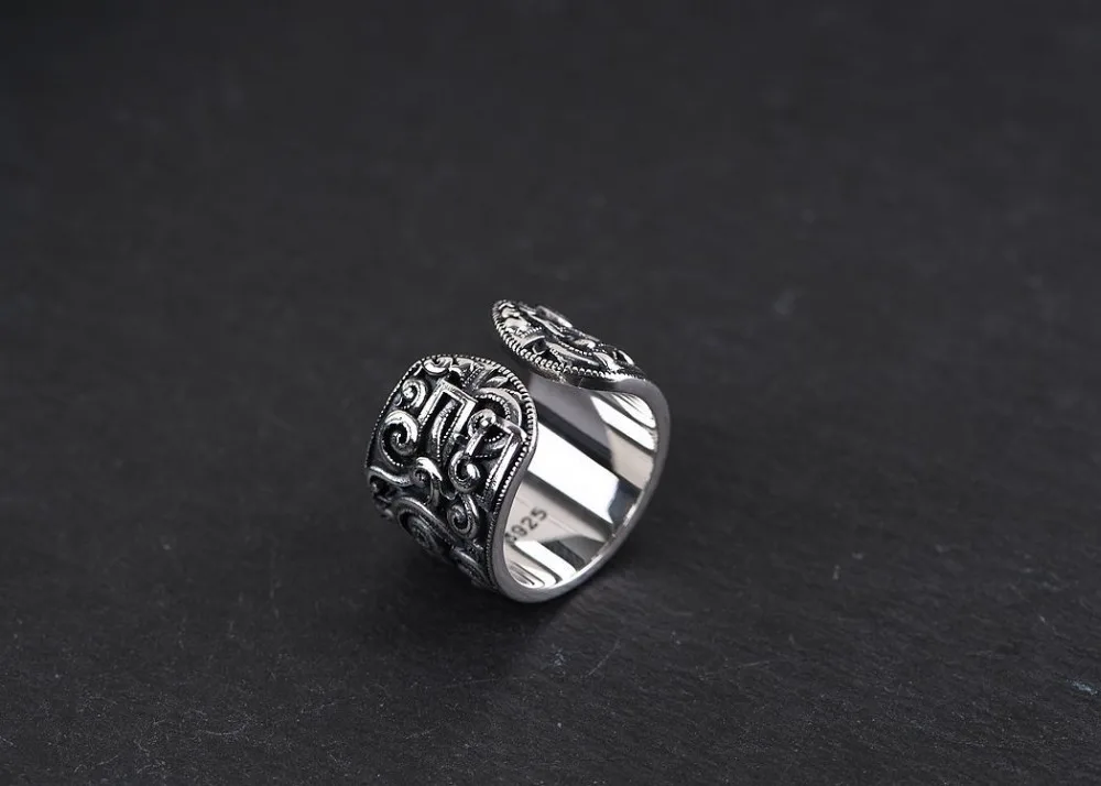 11572250939_1920852753