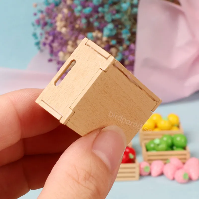 1Pc Mini Wooden Frame Fruit Basket Dolls Furniture For Barbie House 1/6 1/12 Miniature DollHouse Accessories Toy Ob11 Bjd Decor 3