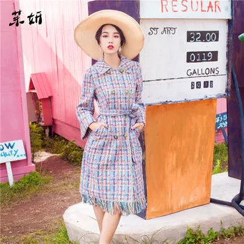 

2019 Luxury Fall Winter Women Woollen Coat Runway Colour Plaid Tweed Tassel Double Breasted Slim Ladies Vintage Sashes Wool Coat