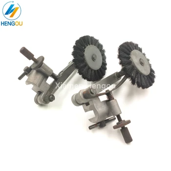 

1 Pair 2 Pair free shipping Mitsubish feeder wheel paper pressure wheel assembly brush wheel offset printing machine parts