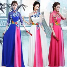 Стиль сценическое торжественное платье подиум большой хор нация одежда представление Музыкальные инструменты игры Danc
