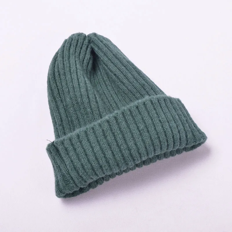 Горячая мягкая зимняя шапка хорошего качества женские шапки шерсть вязаная теплая одноцветная шапочка эластичная шапочка в стиле кэжуал Mutsen - Цвет: green