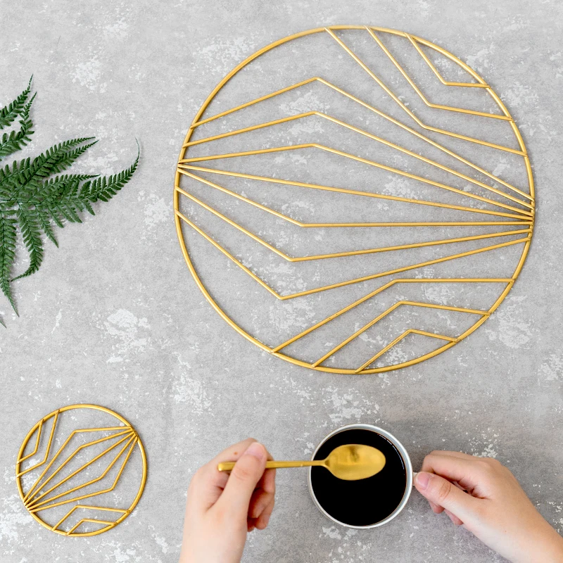 JÄRN Gold Iron Coasters & Placemat TRÖSKEL