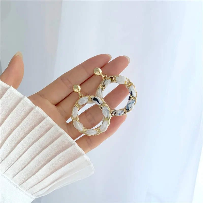 11312253306_2139765507