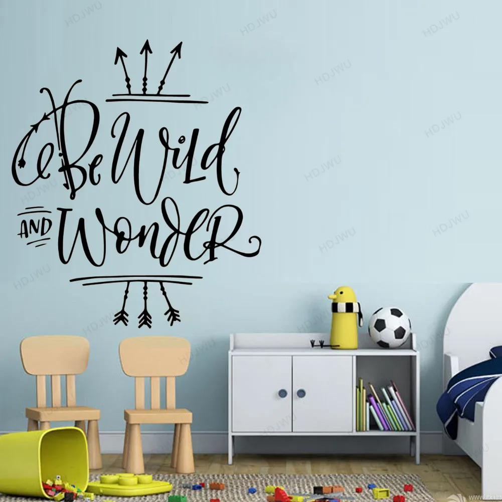 Виниловые наклейки на стену Be Wild and Wonder с мотивацией и цитатой Настенные обои в