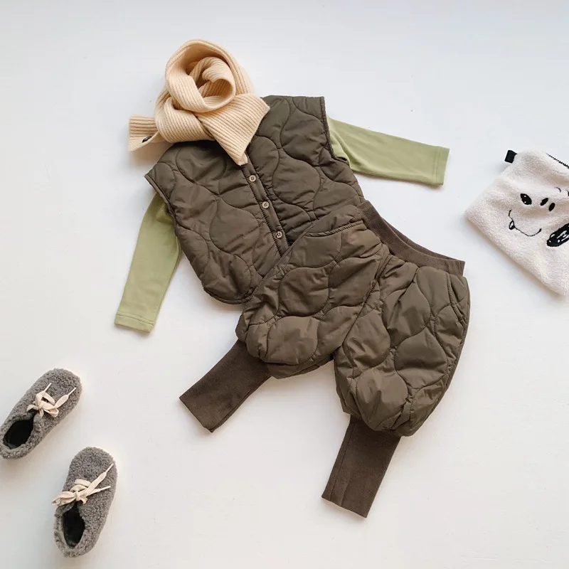 Winter girls quilted clothes sets 2-7 years kids thicken waistcoat and ankle-tied pants clothing set children warm clothes